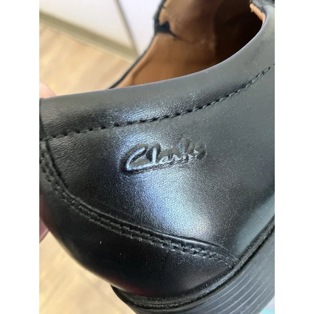 Clarks Whiddon Men's Size 9 Wide Black Leather Shoes Comfort Loafers Rubber Sole